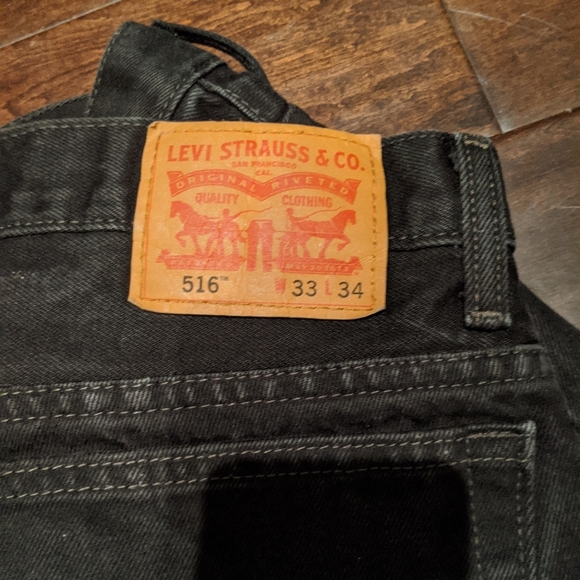 Men's Black Levi Straight Leg Jeans 👖 - Picture 4 of 5